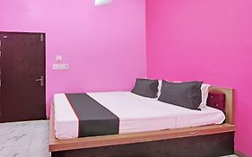 Collection O Shyamali Guest House Kolkata India