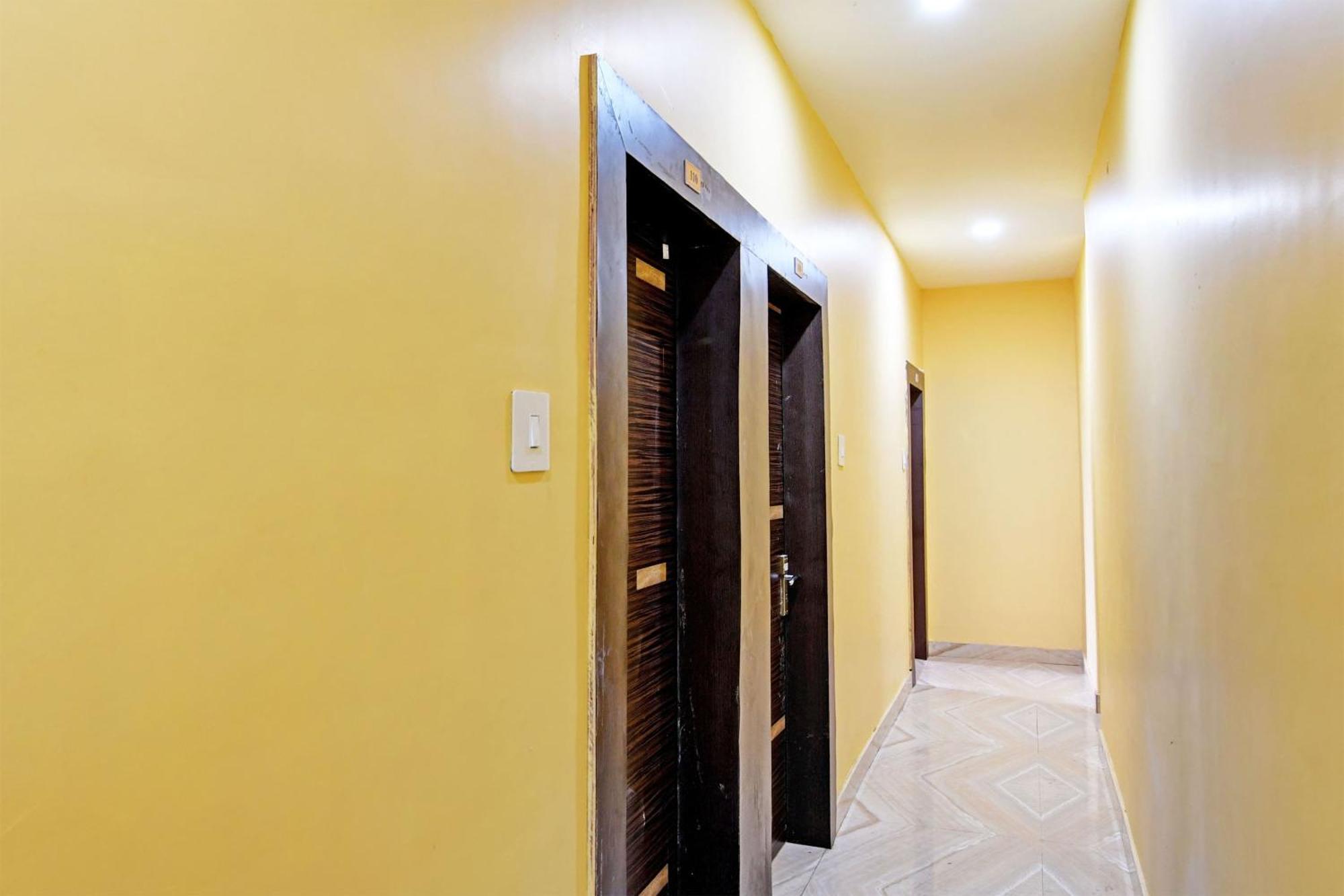 Collection O Shyamali Guest House Kolkata Exterior photo